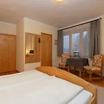 Alloggio per agriturismo Moertbauerhof Und Haus Fruehauf Seeboden