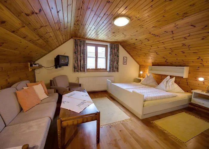 Moertbauerhof Und Haus Fruehauf *